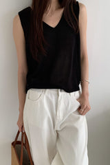 Reversible V-Neck Sleeveless Knit