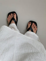 M085 Minimal Leather Flip Flop