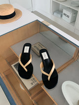 M793 Slim Sandal