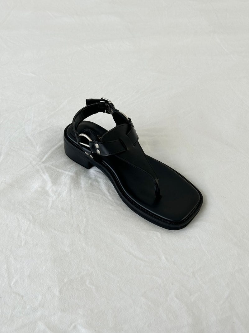 1157-Sandals