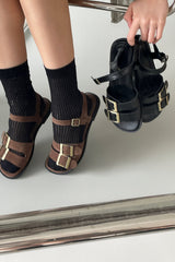 V135 Buckle Sandal