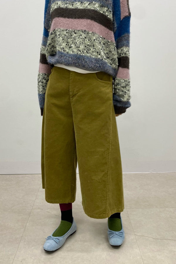 Crop Corduroy Banded Pants
