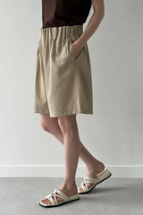 Peanut Pintuck Banding Short