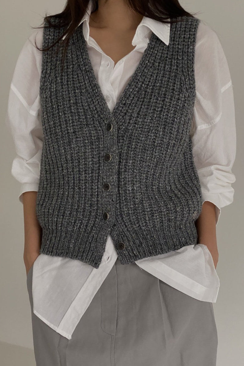 Neuf Vest