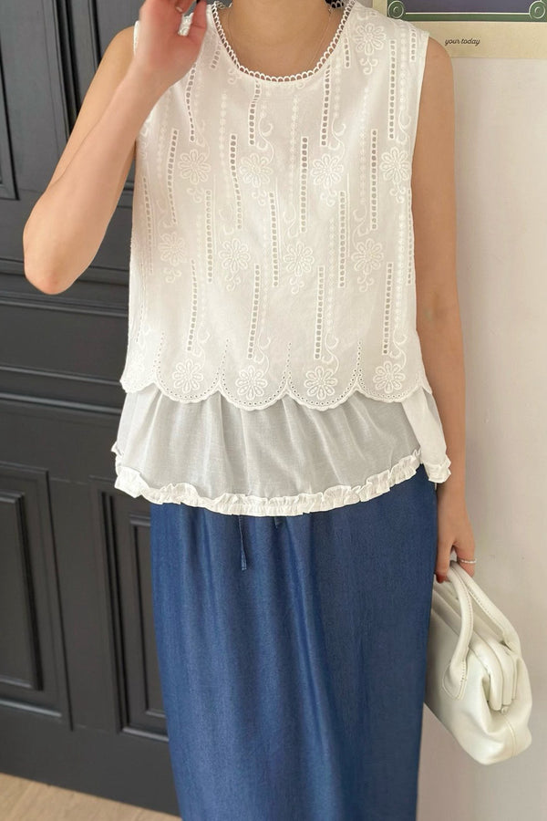 Pure Scallop Lace Blouse