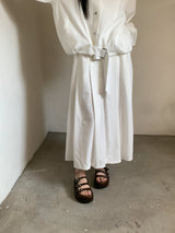R841 Triple-Strap Platform Sandal
