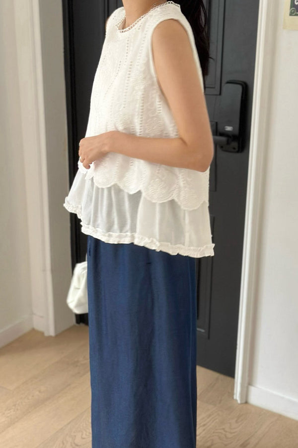 Pure Scallop Lace Blouse