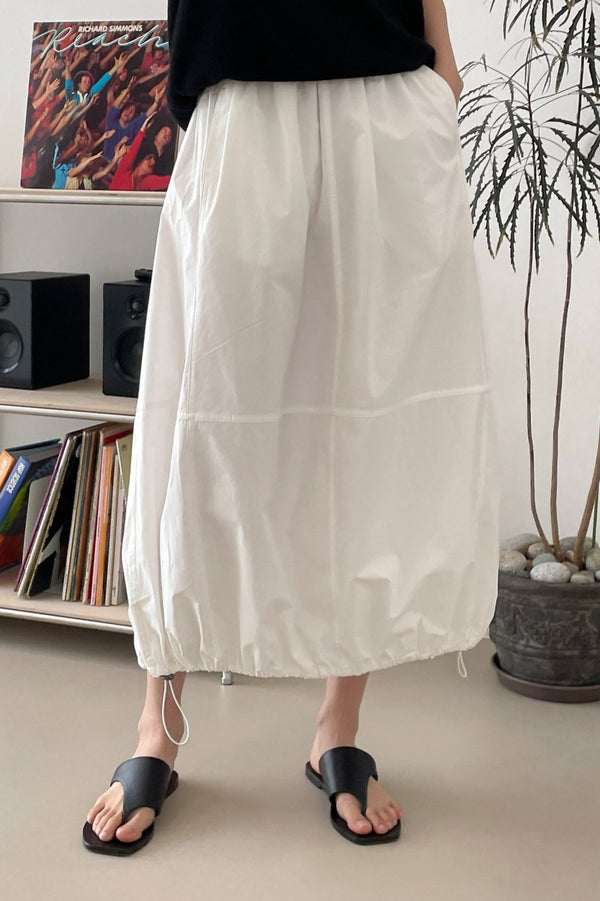 Crisp Ballon Skirt