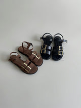 V135 Buckle Sandal