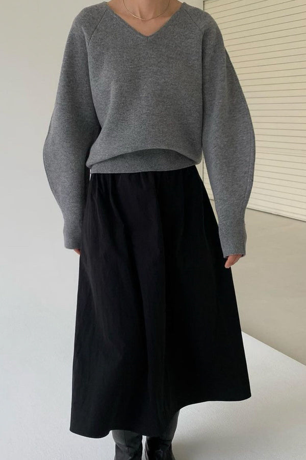 Volume V-neck Knit