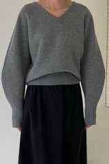 Volume V-neck Knit