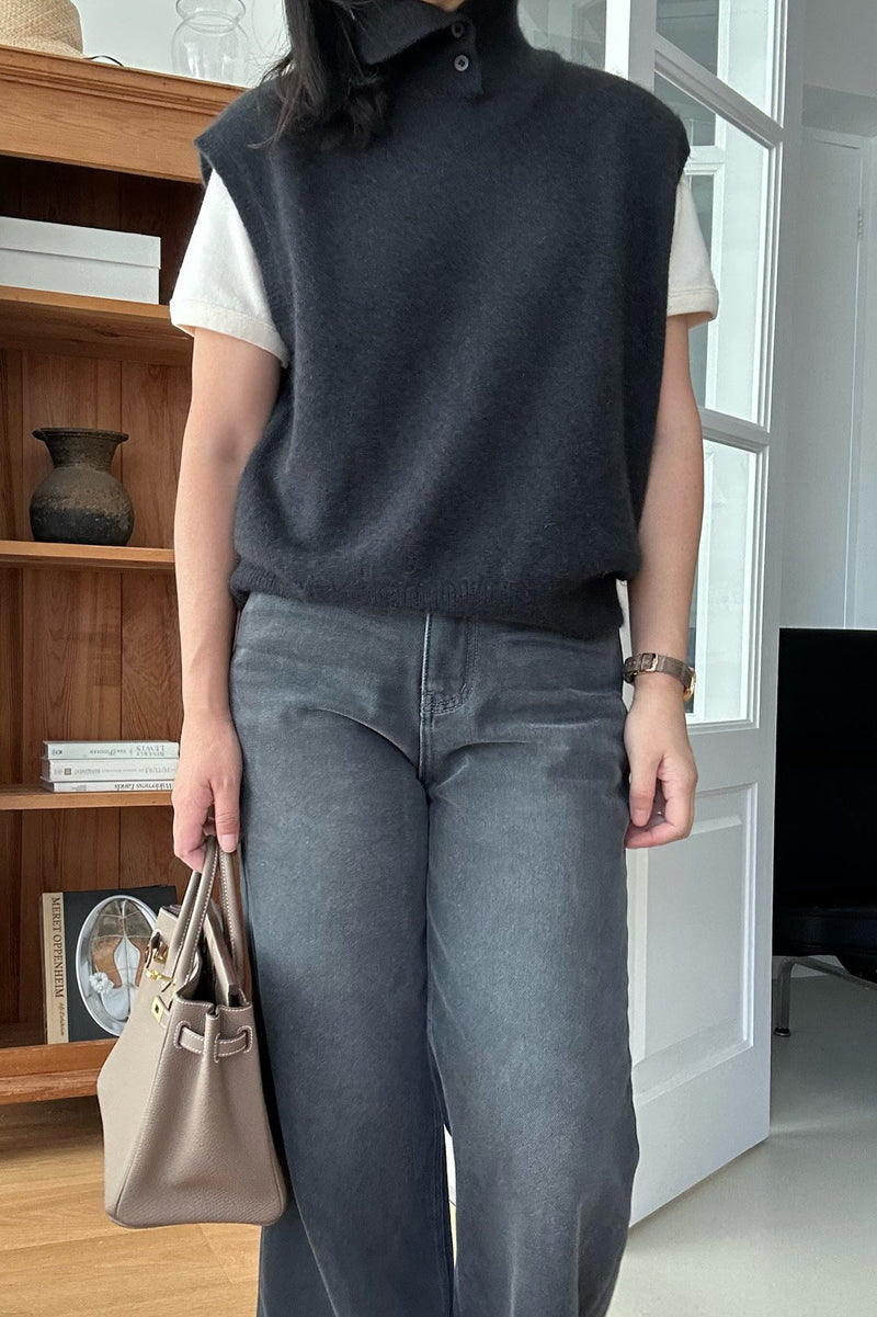 Reversible Cashmere Turtle Vest