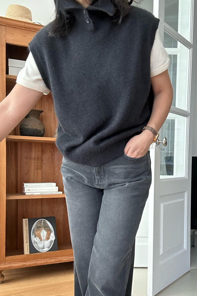 Reversible Cashmere Turtle Vest