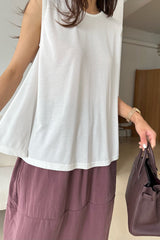 Juicy Sleeveless Tee