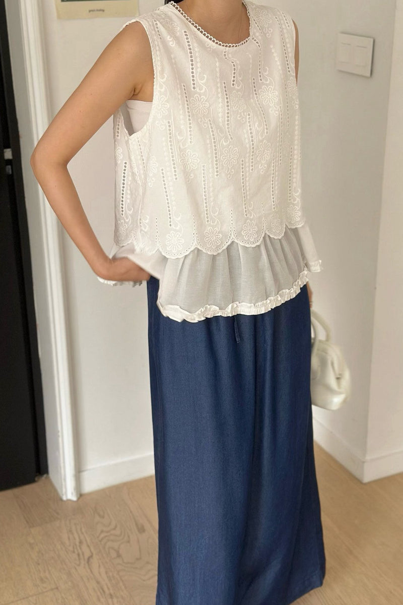 Pure Scallop Lace Blouse