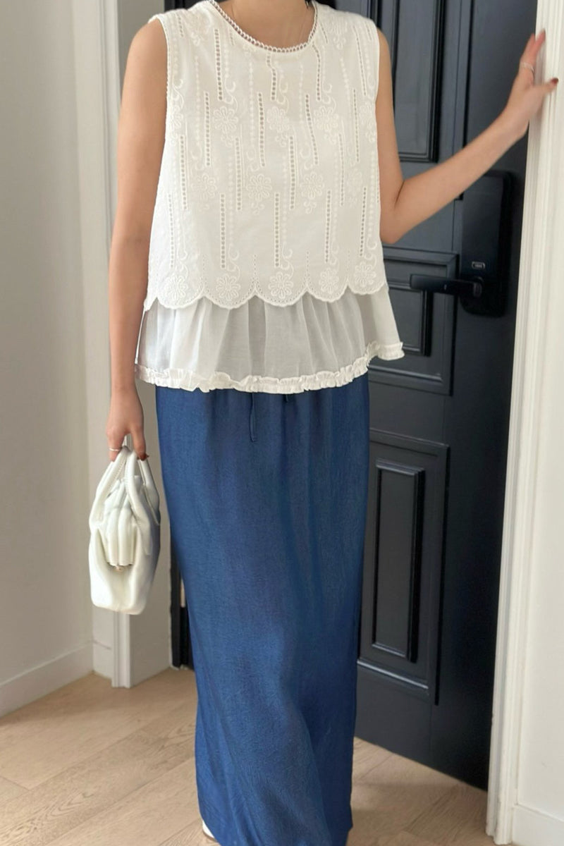 Pure Scallop Lace Blouse