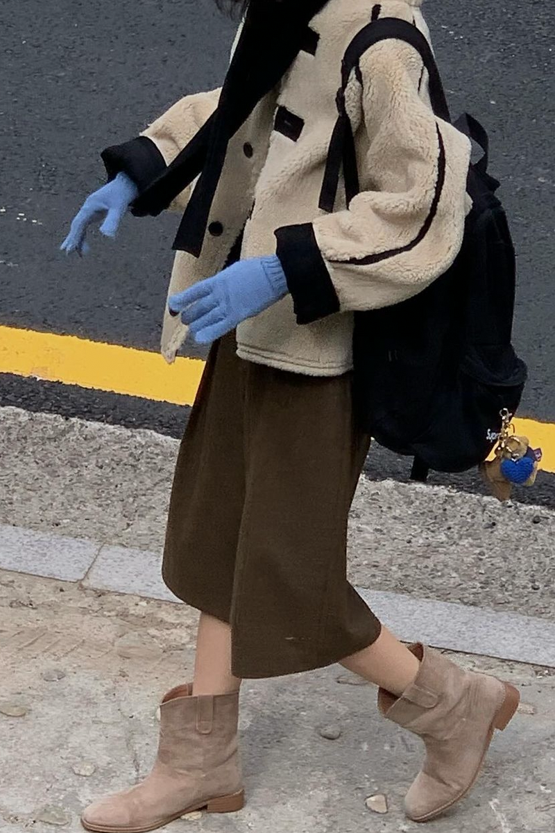 Reversible Shearling Mustang
