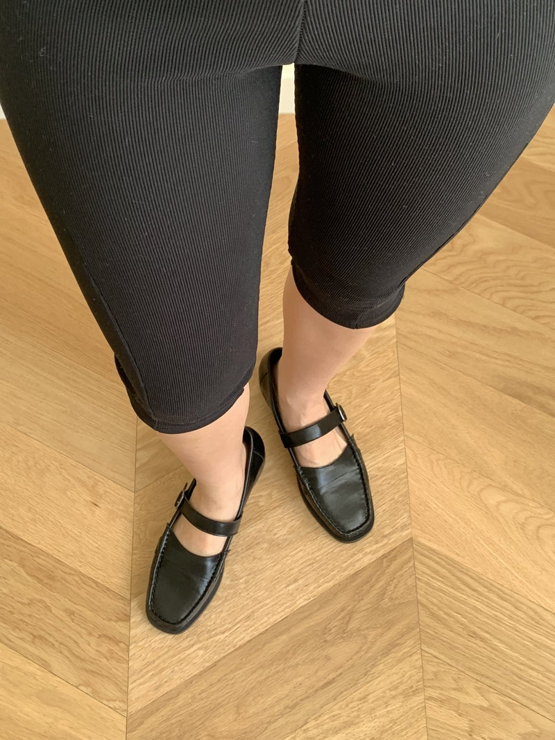 M310 Vintage Strap Loafer