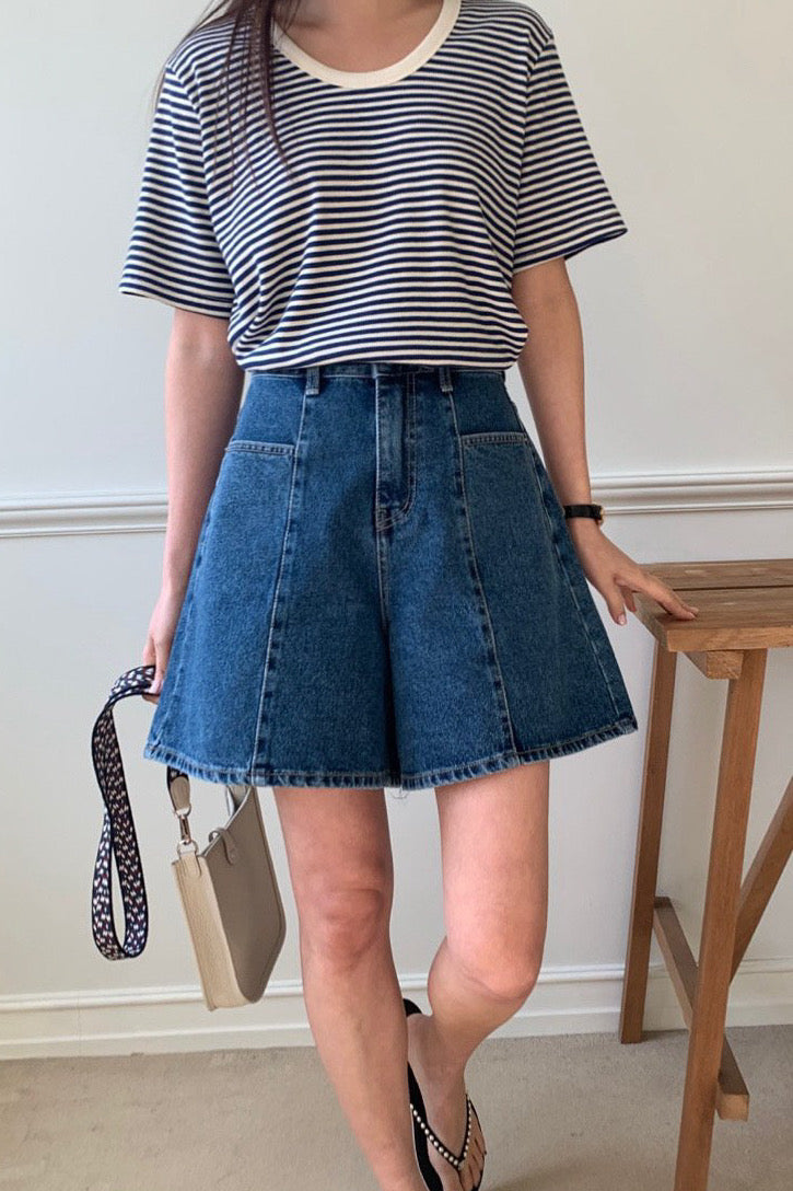 Seam Denim Shorts