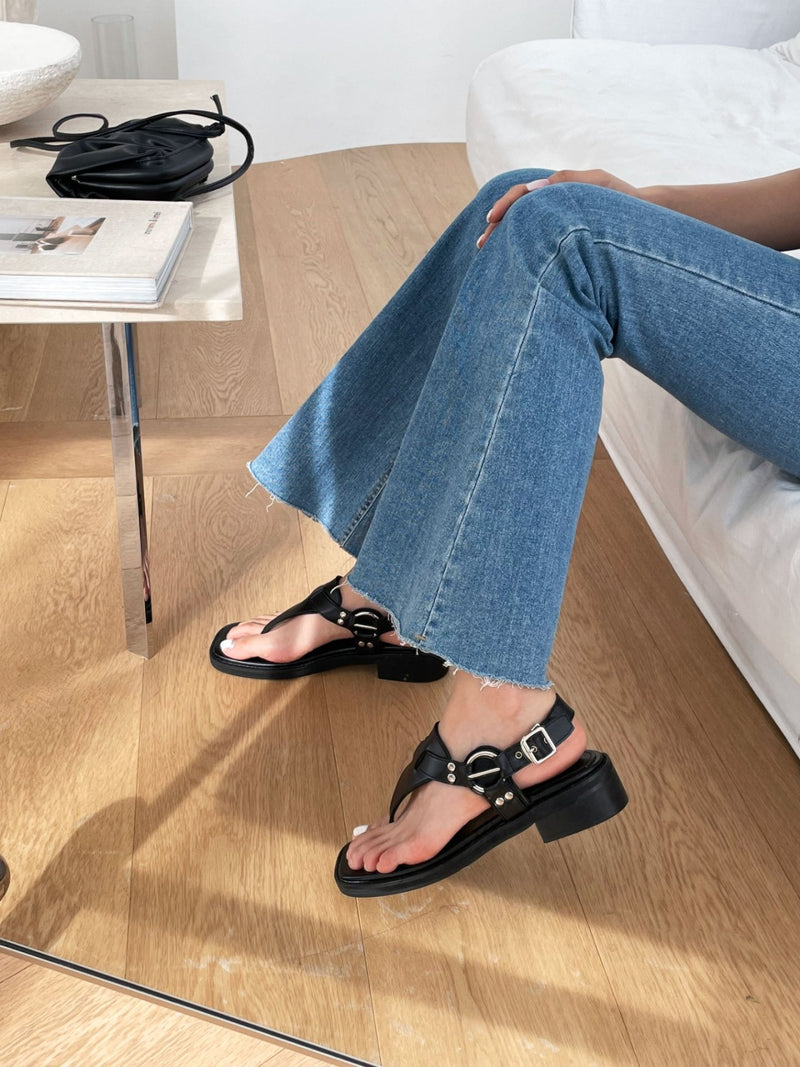 1157-Sandals
