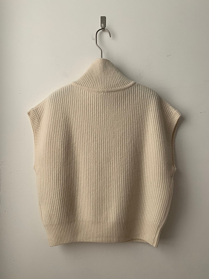 Wool Half Vest