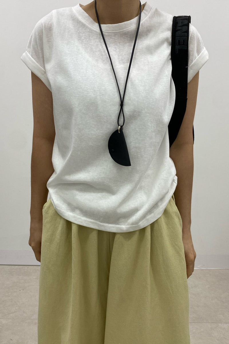 Holder Tee