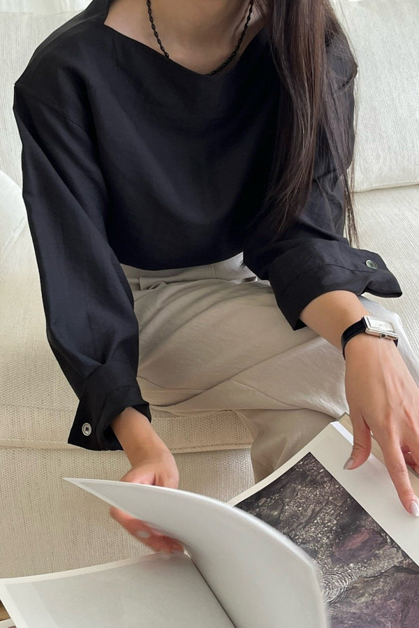 Classic Boatneck Blouse