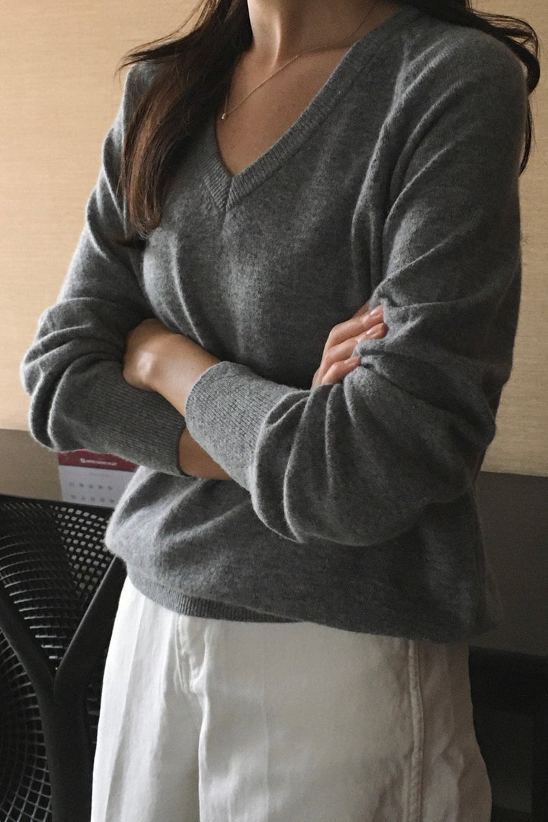 Cashmere V-neck Knit