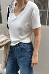 Essential V-Neck Span Tee