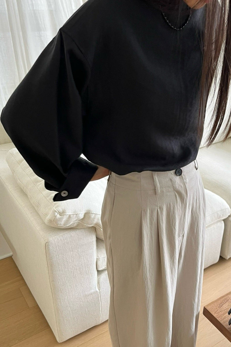 Classic Boatneck Blouse