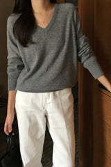 Cashmere V-neck Knit