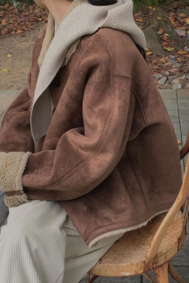 Reversible Shearling Mustang