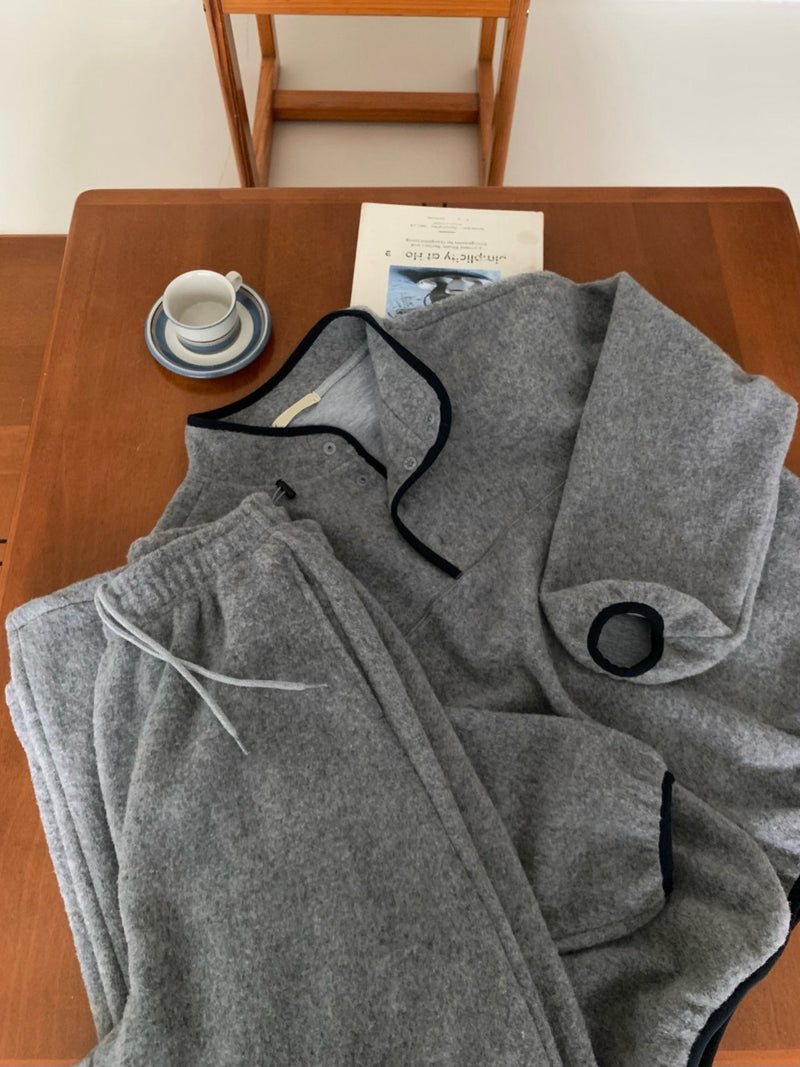 Winter Lounge Wool Set (also sold separately)