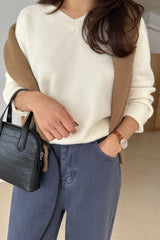 Basic V Neck Knit