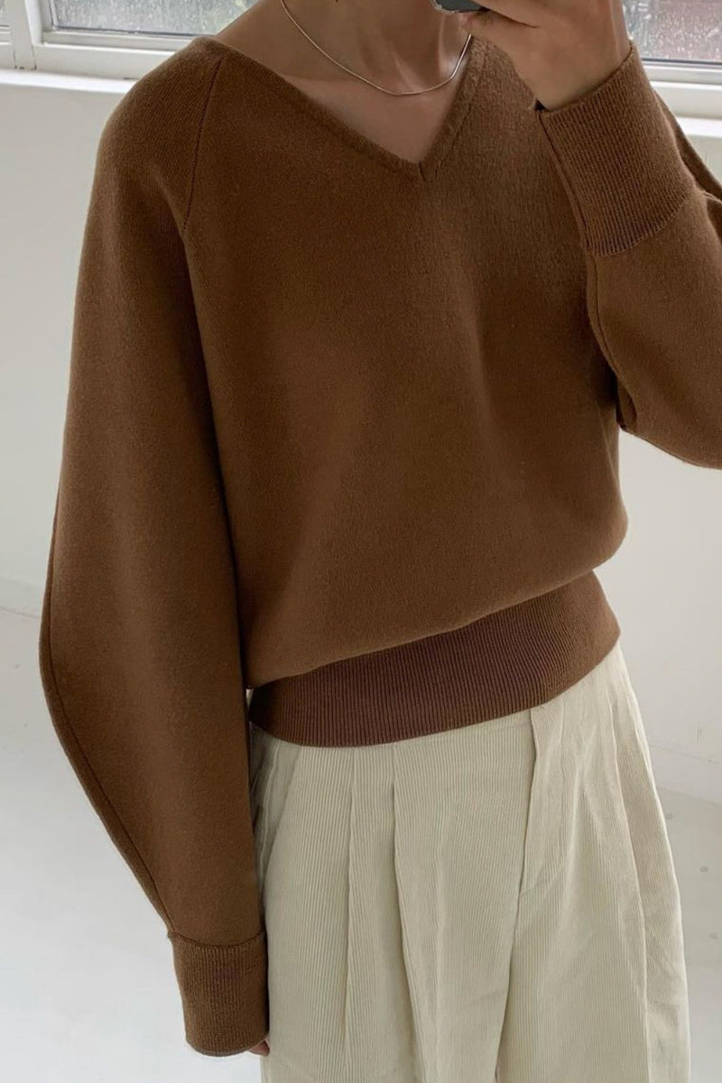 Volume V-neck Knit