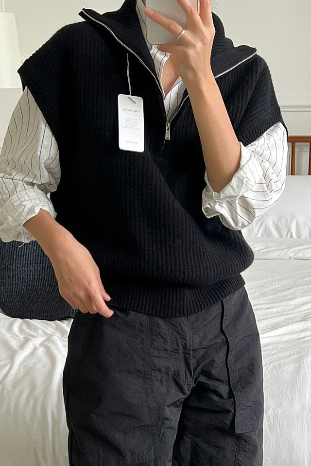 Wool Half Vest