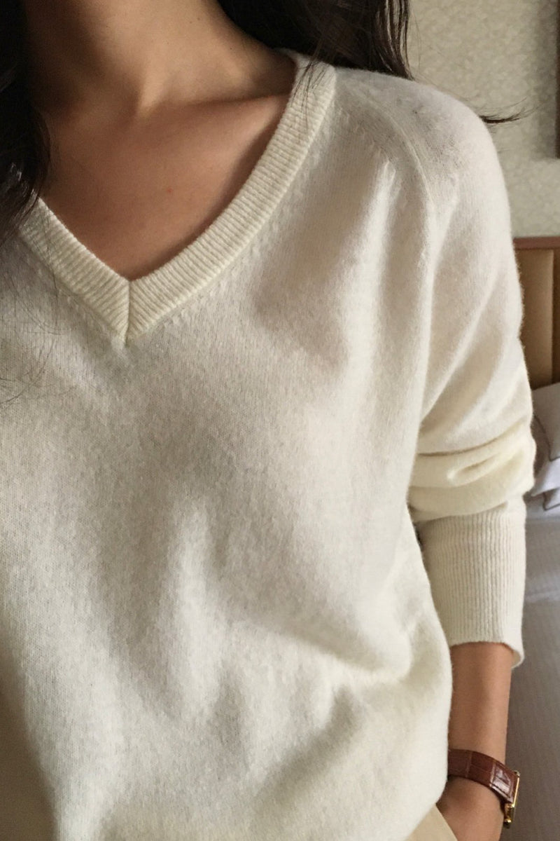Cashmere V-neck Knit