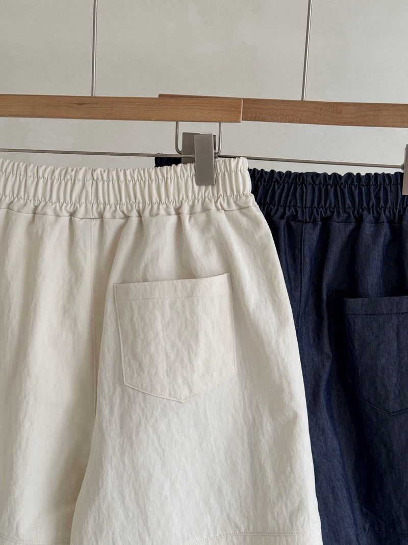 Cuffs Shorts