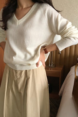 Cashmere V-neck Knit