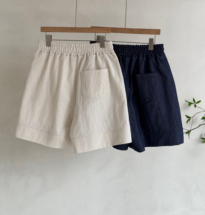 Cuffs Shorts