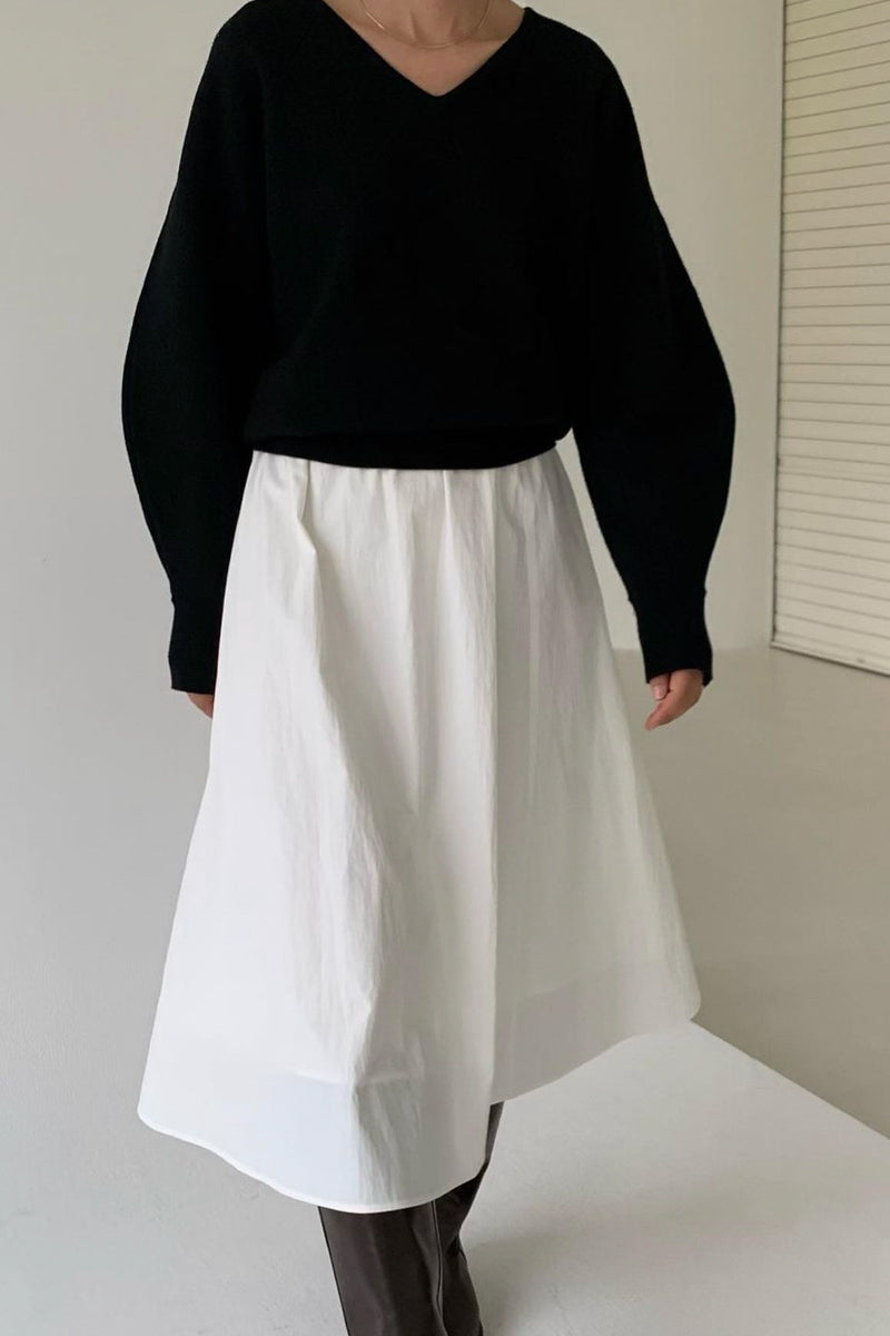 Volume V-neck Knit