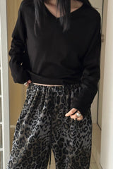 Eon V-neck Knit