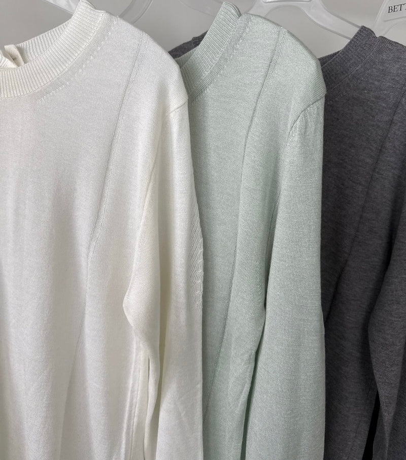 Soft Back Keyhole Knit