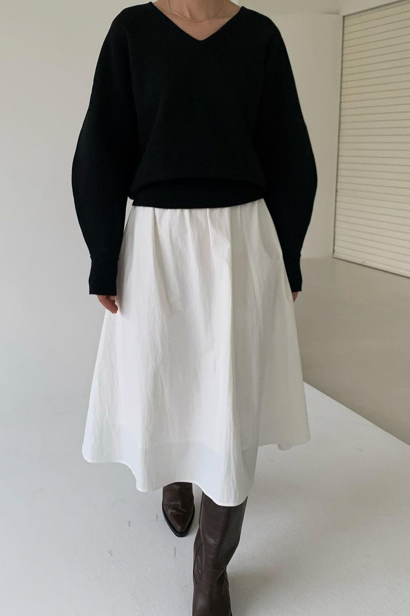 Volume V-neck Knit