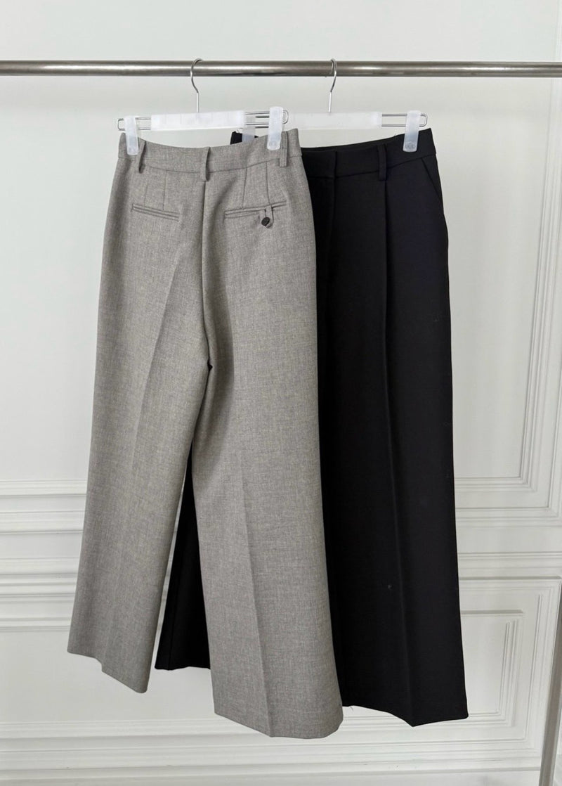 Ive Blazer Set (also sold separately)