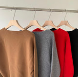 Volume V-neck Knit
