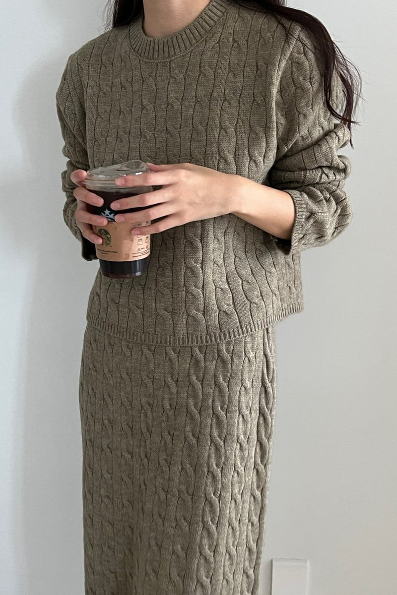 Cable Knit Skirt Set