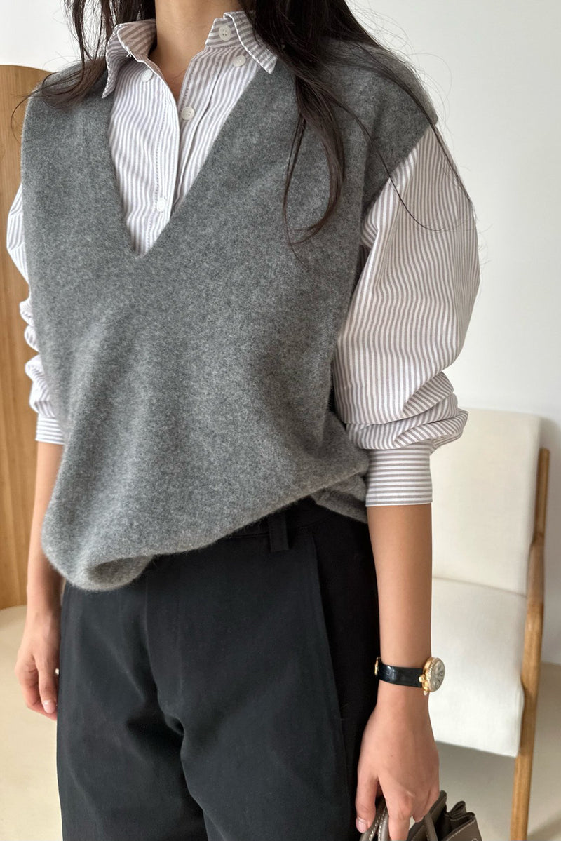Cashmere V-neck Knit