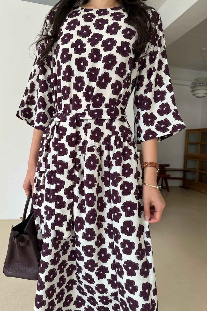 Margaret Flower Dress (belt included)