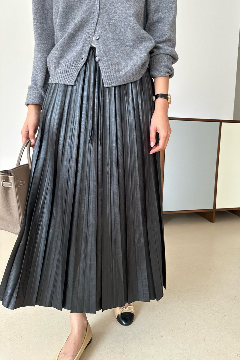 Leatherette Pleated Skirt